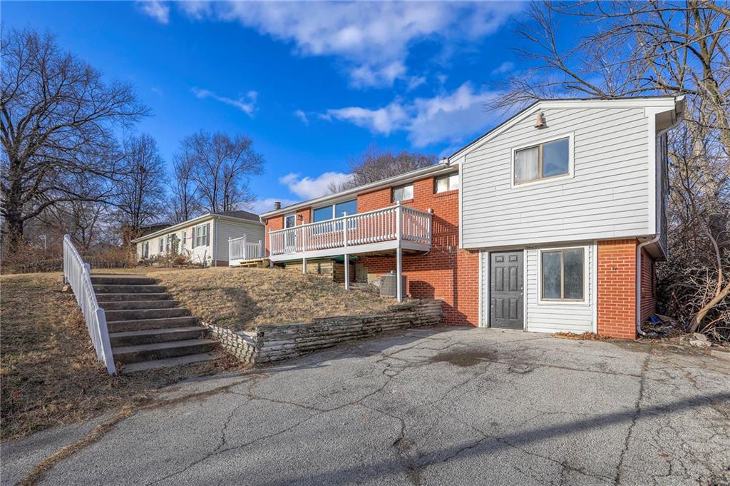 Listing Photo MLS #HMS2592450