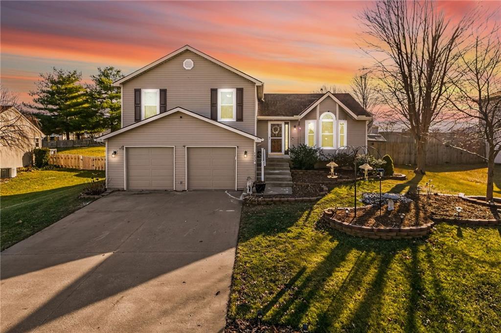 Listing Photo MLS #HMS2592665