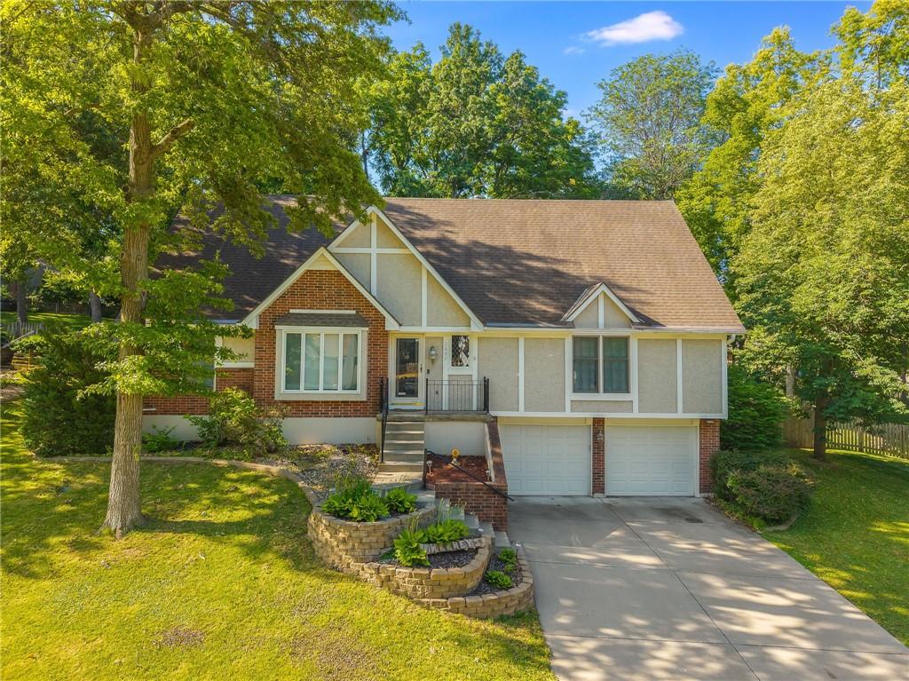 Listing Photo MLS #HMS2592804