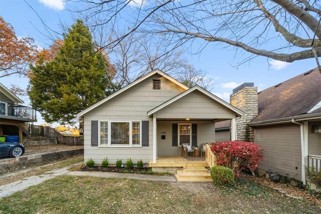 Listing Photo MLS #HMS2592940