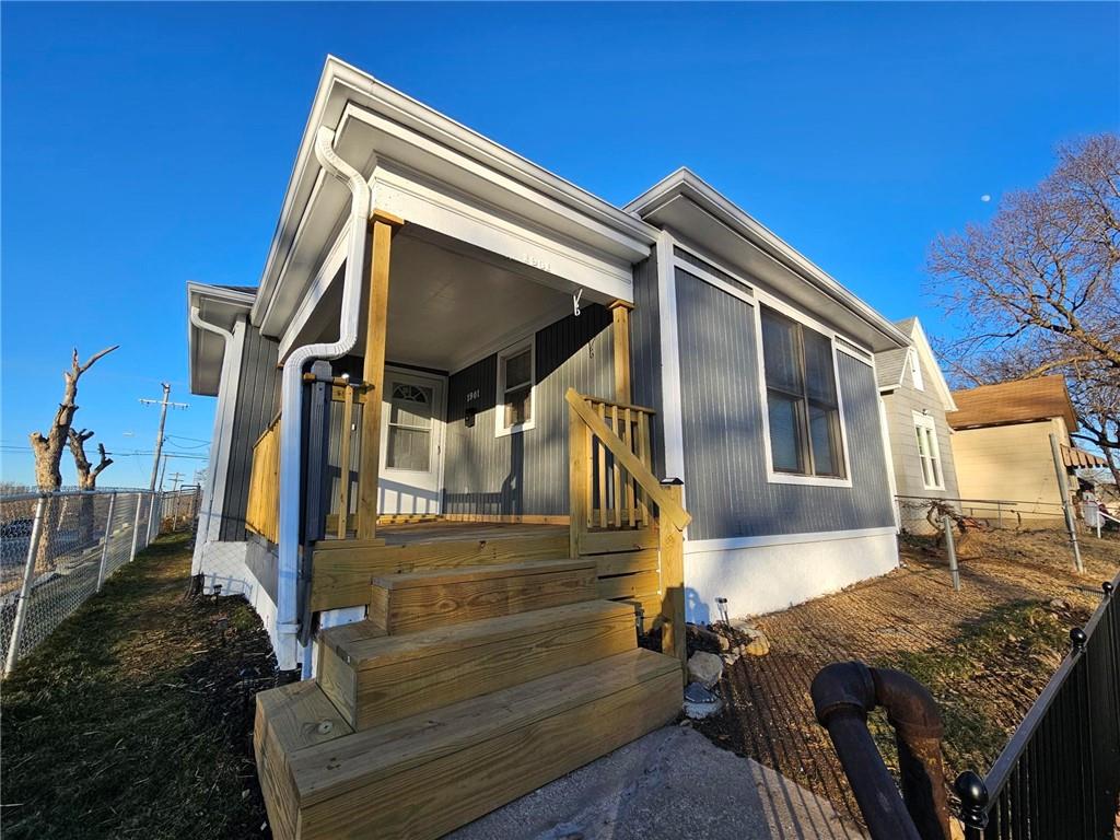 Listing Photo MLS #HMS2593286