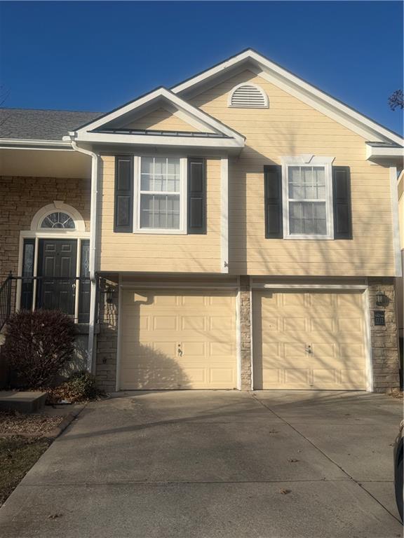 Listing Photo MLS #HMS2594325