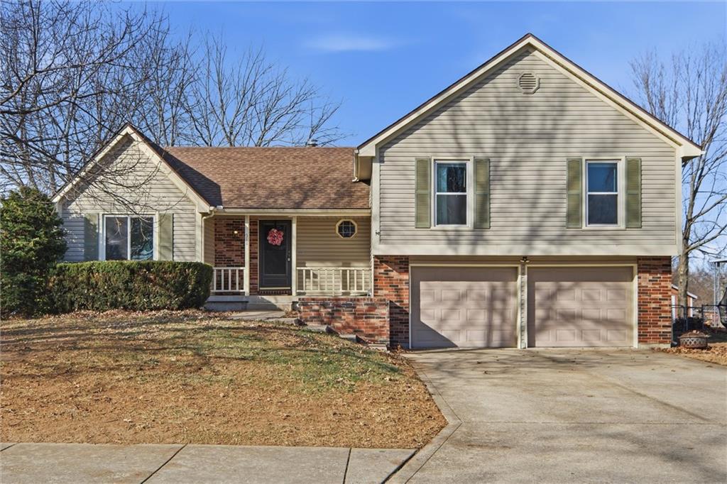 Listing Photo MLS #HMS2594358