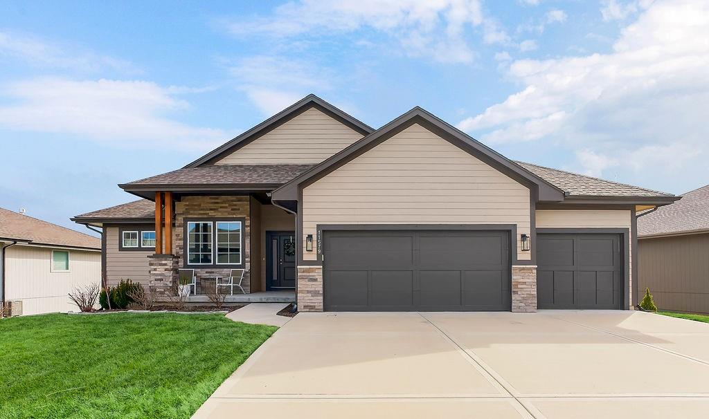 Listing Photo MLS #HMS2594417