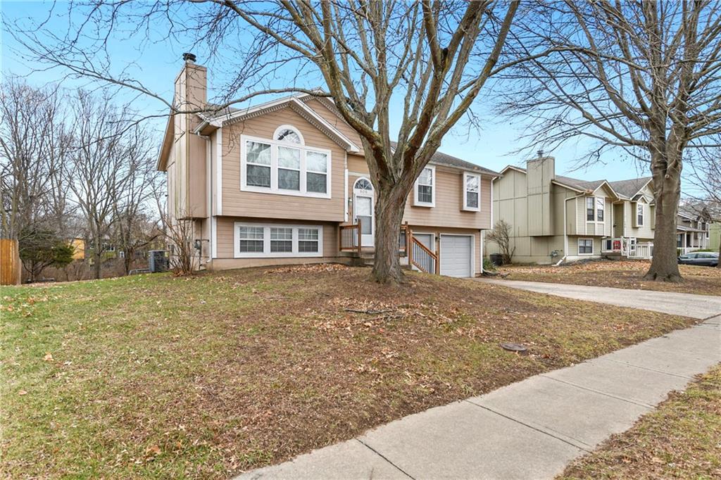 Listing Photo MLS #HMS2594539