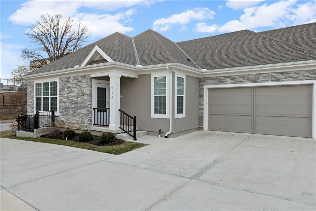 Listing Photo MLS #HMS2595174