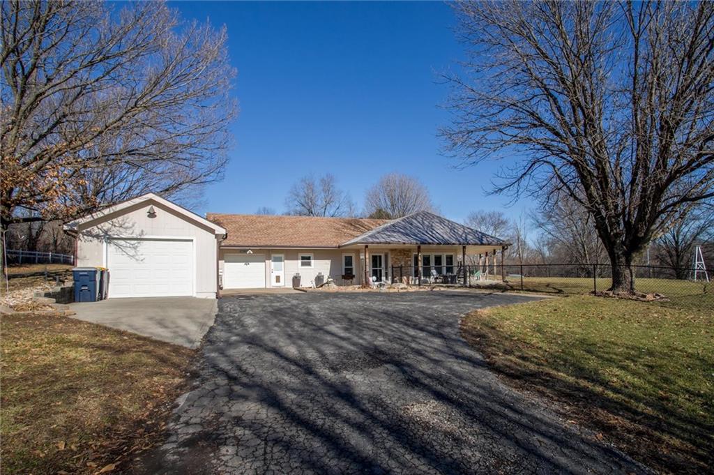 Listing Photo MLS #HMS2595411