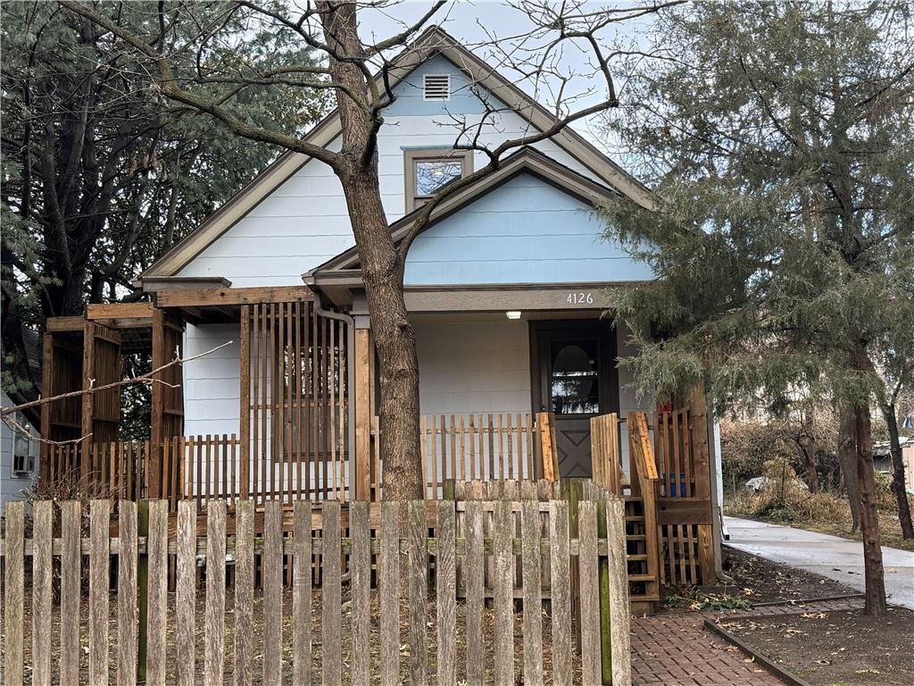 Listing Photo MLS #HMS2595460