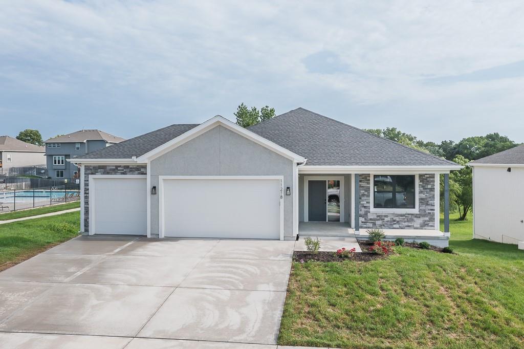 Listing Photo MLS #HMS2595818