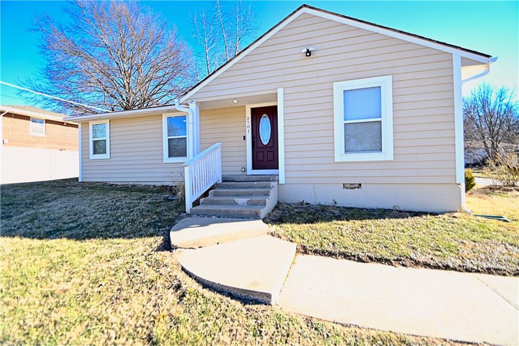 Listing Photo MLS #HMS2595937