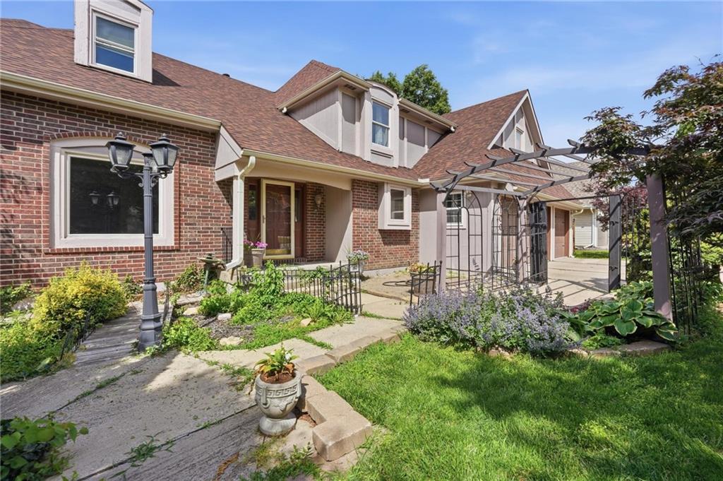 Listing Photo MLS #HMS2596284