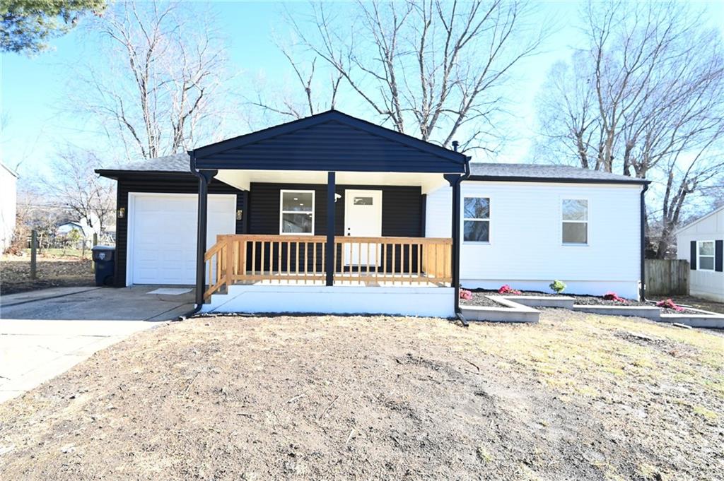 Listing Photo MLS #HMS2596305