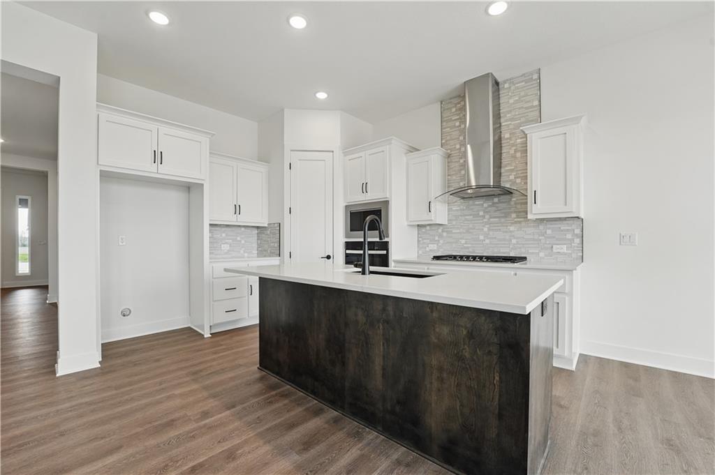 Listing Photo MLS #HMS2596434