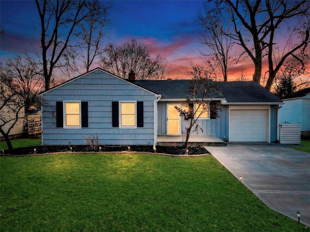 Listing Photo MLS #HMS2597304