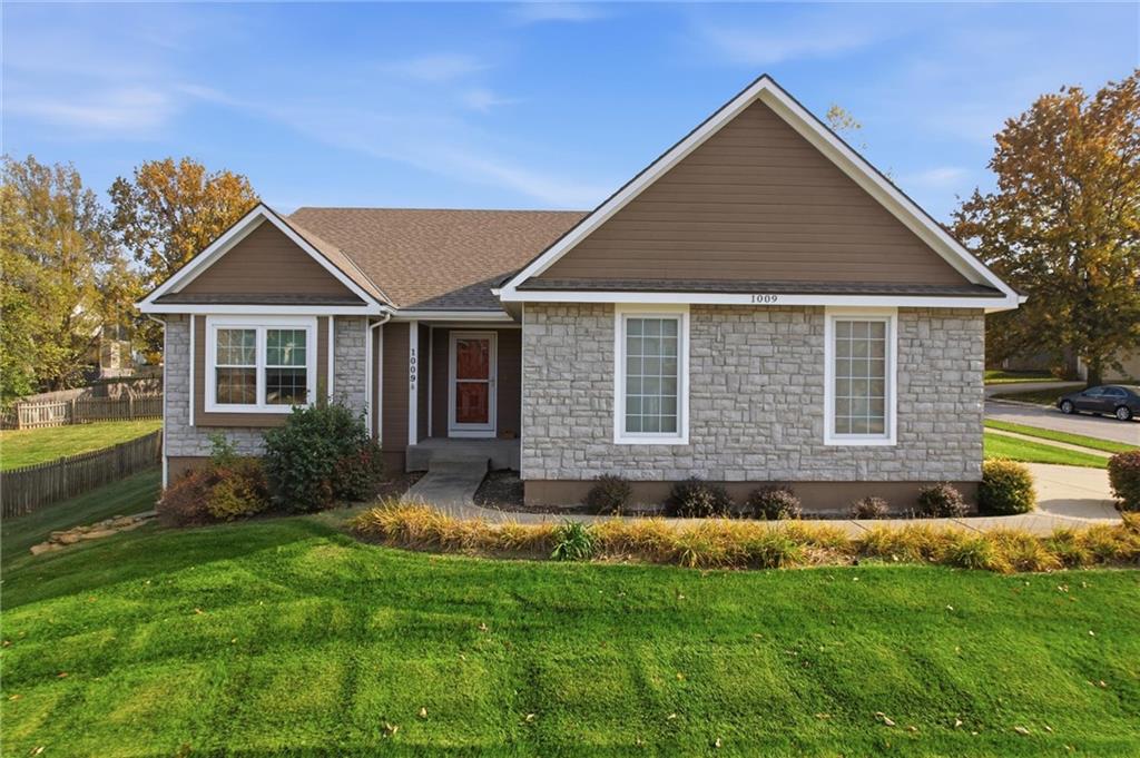 Listing Photo MLS #HMS2597390