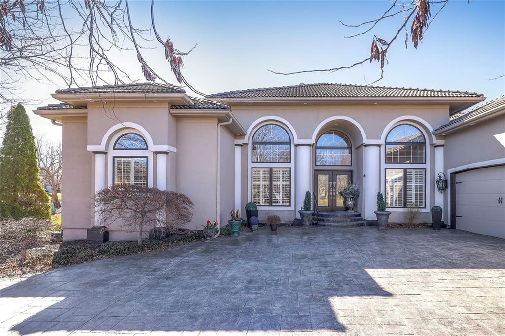 Listing Photo MLS #HMS2597637