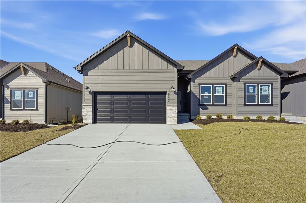 Listing Photo MLS #HMS2597891