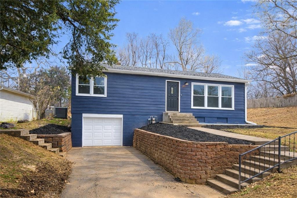 Listing Photo MLS #HMS2598133