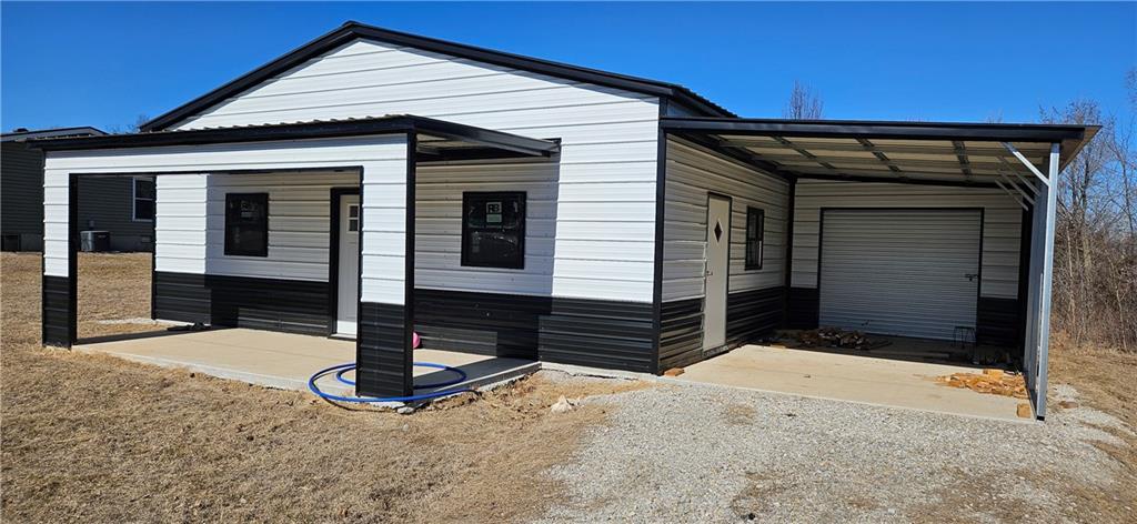 Listing Photo MLS #HMS2598867