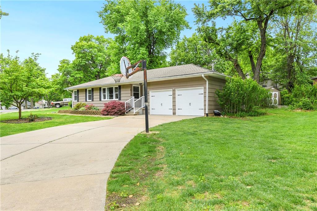 Listing Photo MLS #HMS2601299