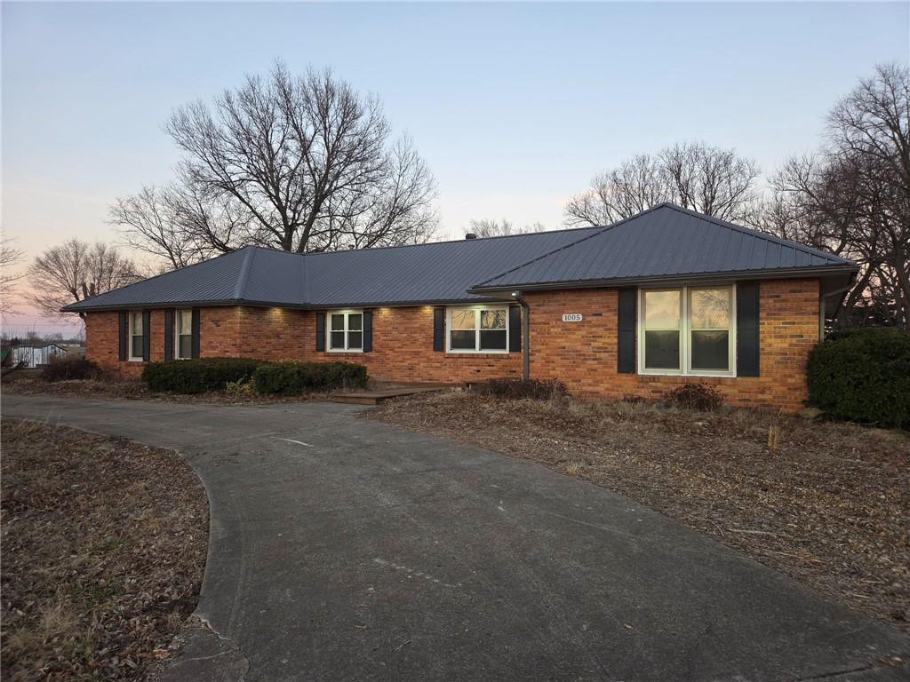 Listing Photo MLS #HMS2602151