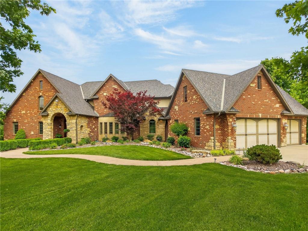 Listing Photo MLS #HMS2602222