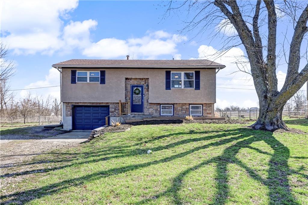 Listing Photo MLS #HMS2602878