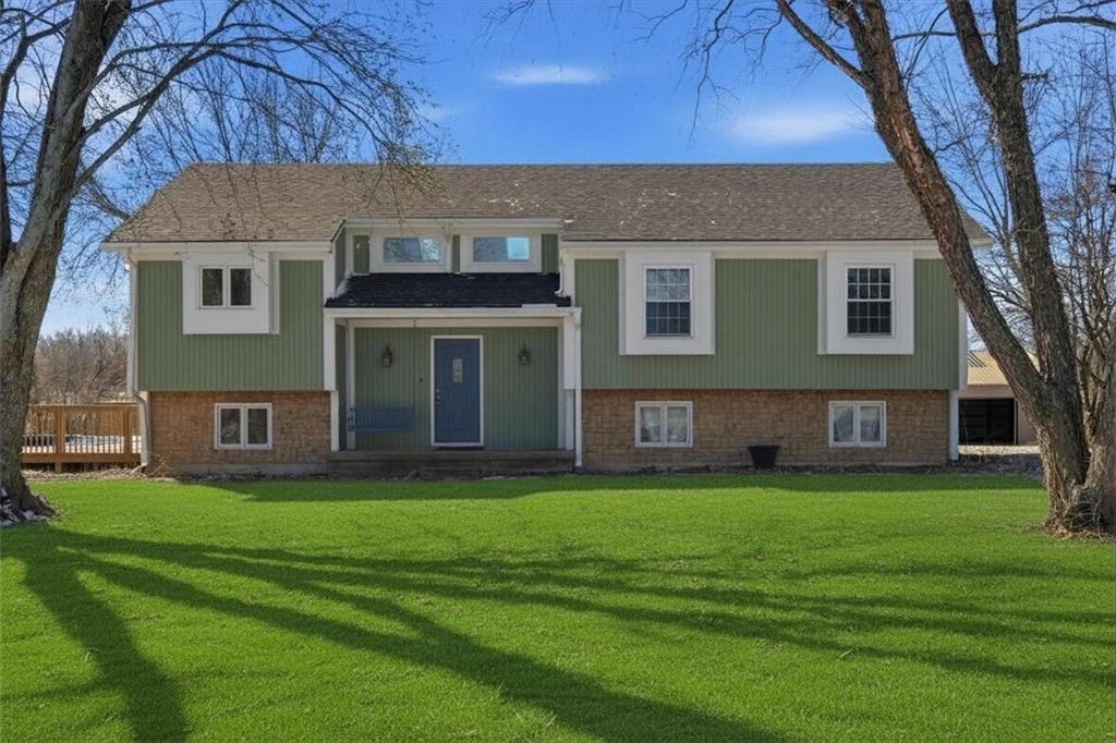 Listing Photo MLS #HMS2603140