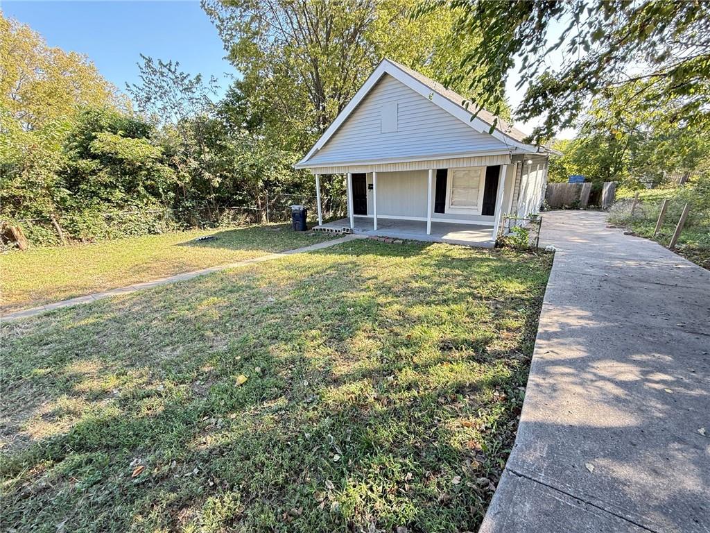 Listing Photo MLS #HMS2603152