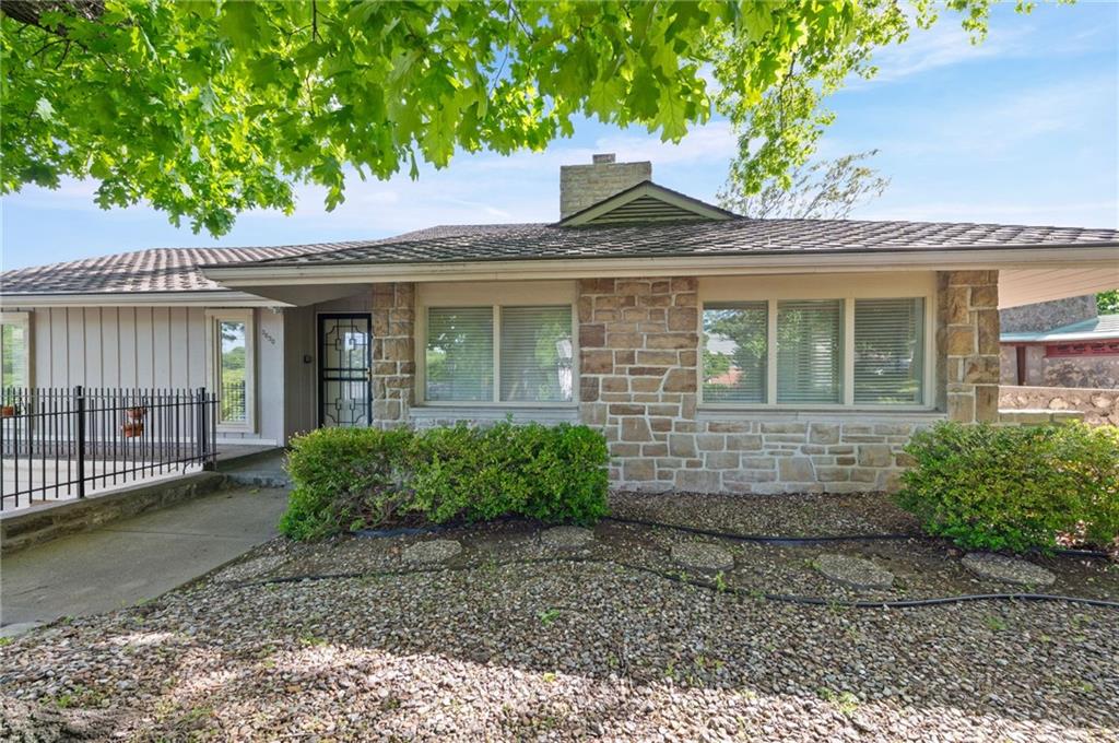Listing Photo MLS #HMS2603436
