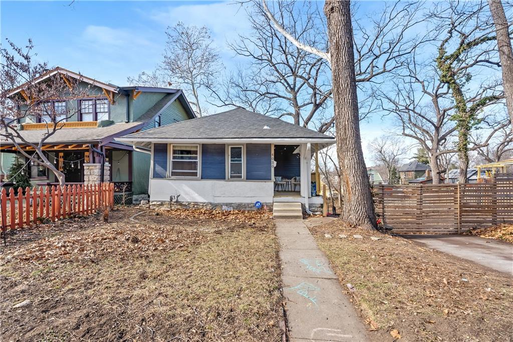 Listing Photo MLS #HMS2604030