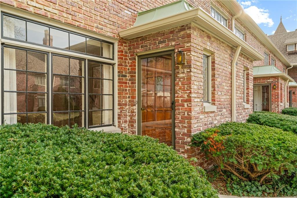 Listing Photo MLS #HMS2604310