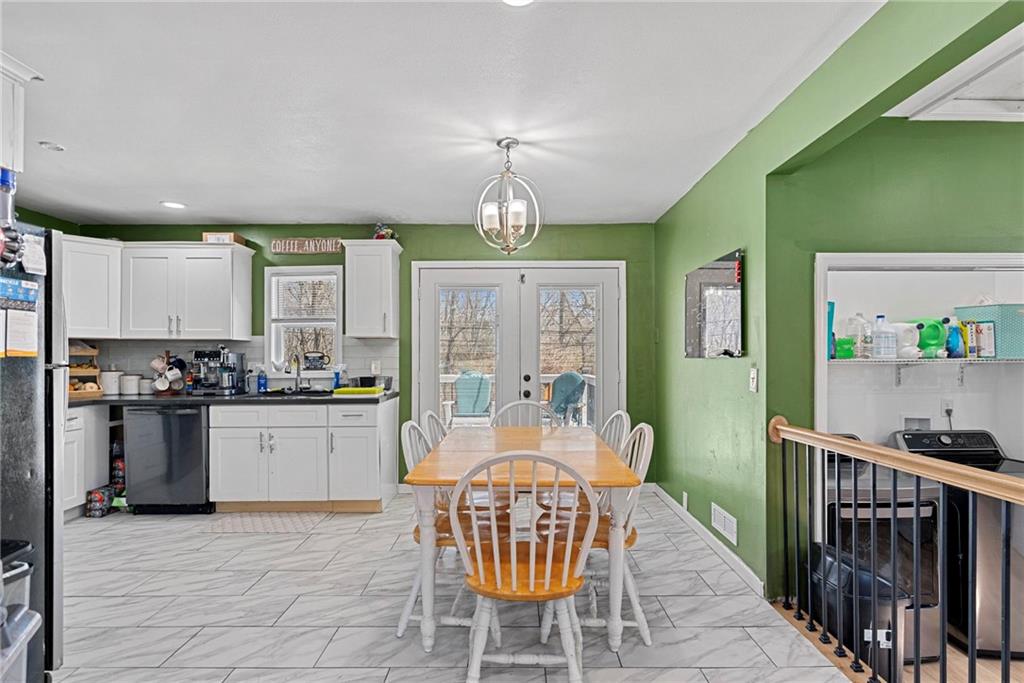 Listing Photo MLS #HMS2604537