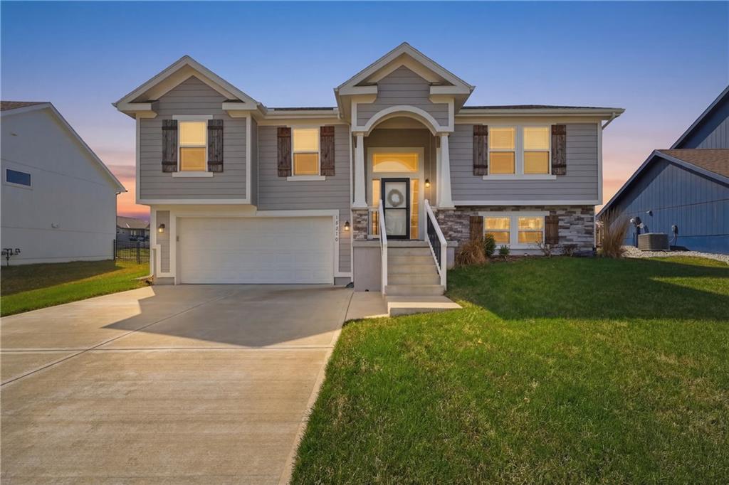 Listing Photo MLS #HMS2604850