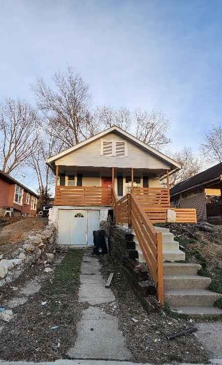 Listing Photo MLS #HMS2605449