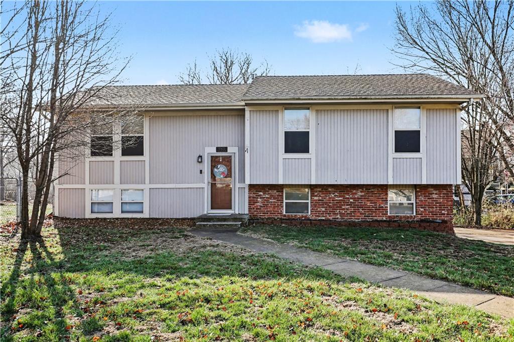 Listing Photo MLS #HMS2605490