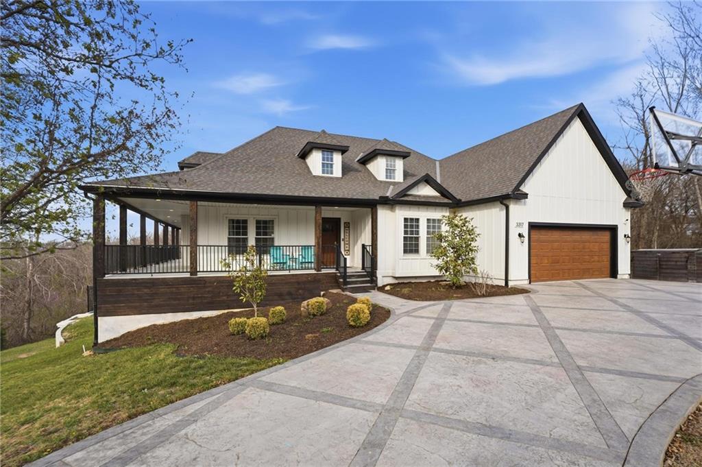 Listing Photo MLS #HMS2605887