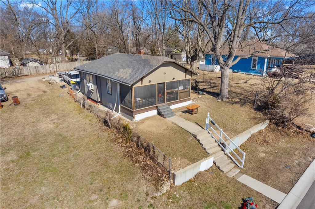 Listing Photo MLS #HMS2605905