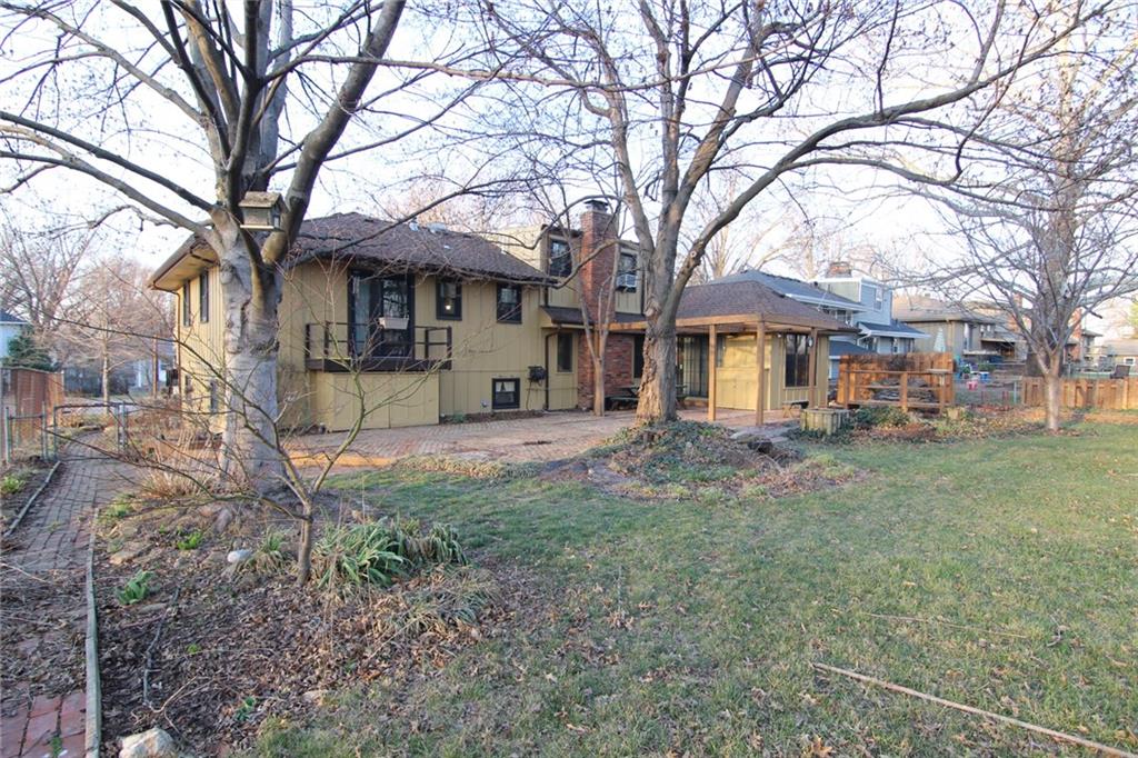 Listing Photo MLS #HMS2606069