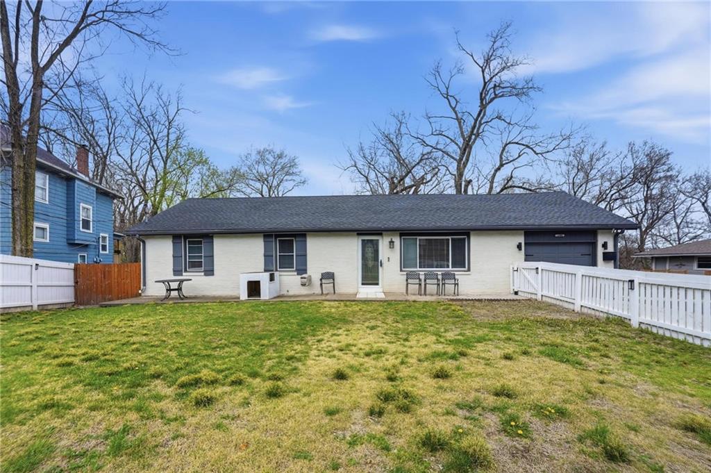 Listing Photo MLS #HMS2606095