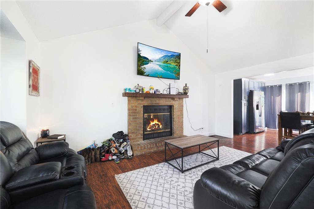 Listing Photo MLS #HMS2606481