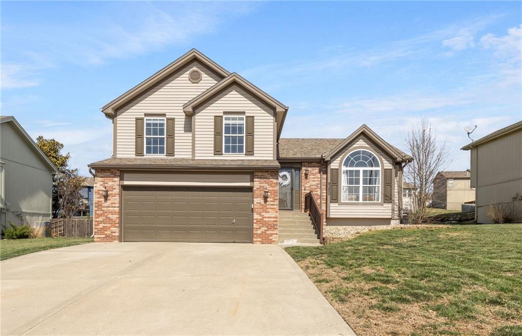 Listing Photo MLS #HMS2606701