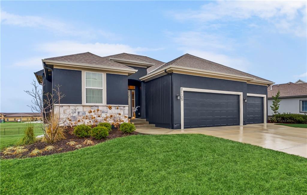 Listing Photo MLS #HMS2606752