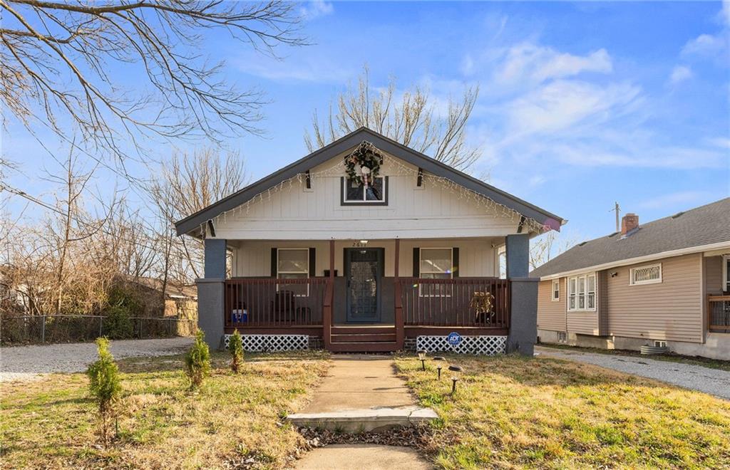 Listing Photo MLS #HMS2606906