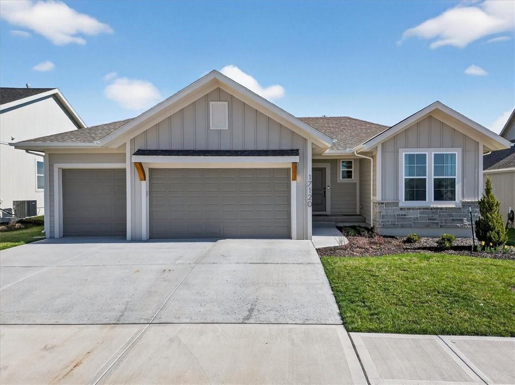 Listing Photo MLS #HMS2607149