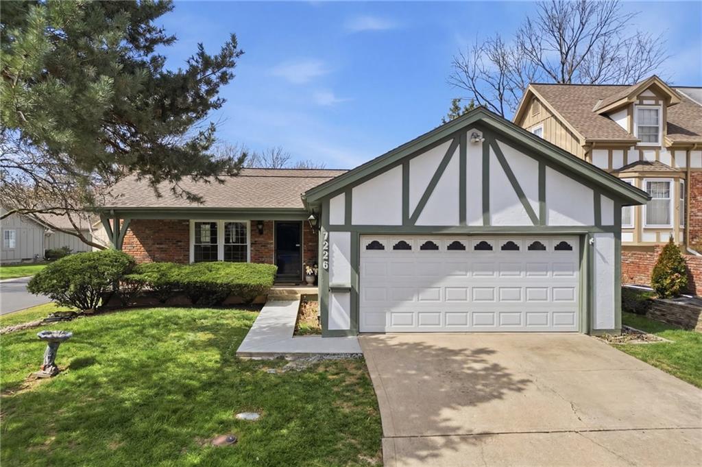 Listing Photo MLS #HMS2607197