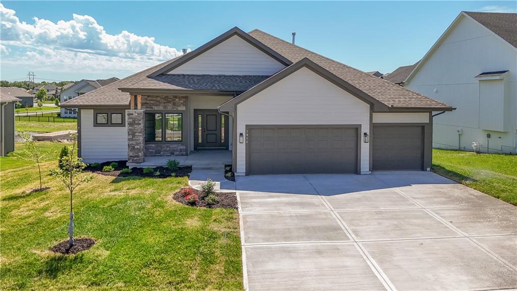 Listing Photo MLS #HMS2607265