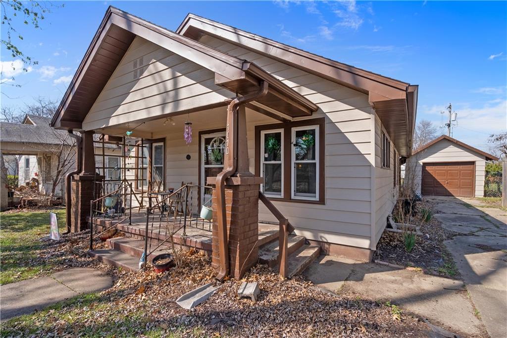 Listing Photo MLS #HMS2607320