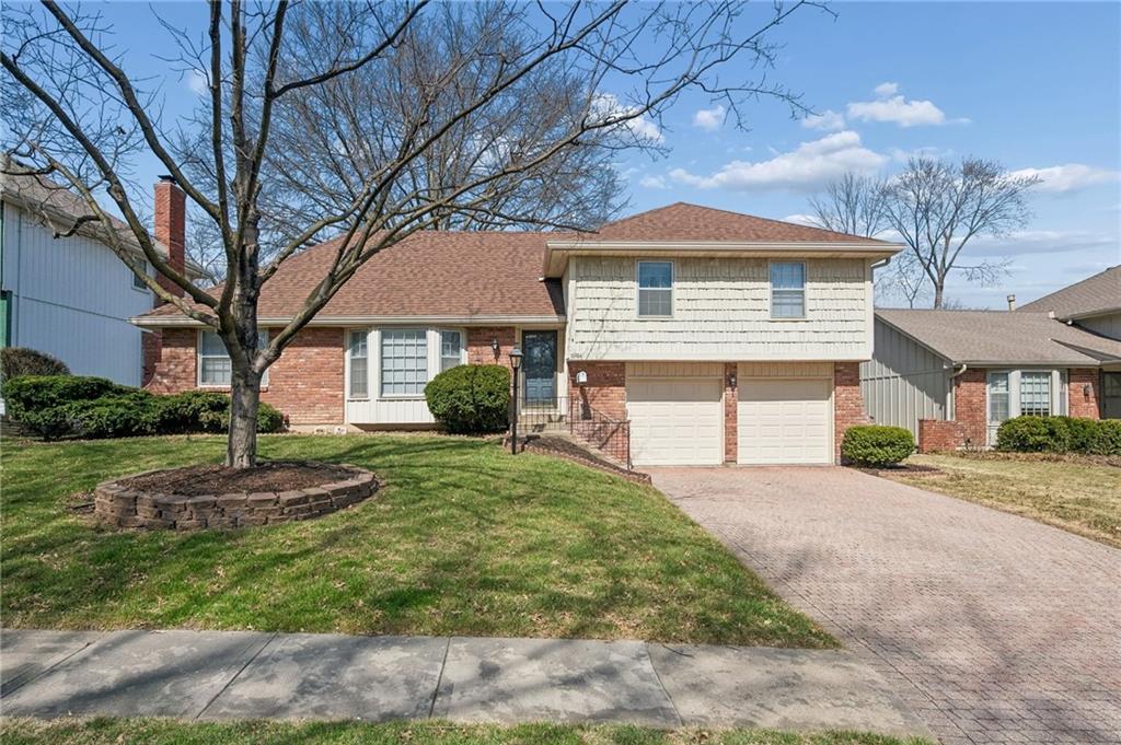 Listing Photo MLS #HMS2607322