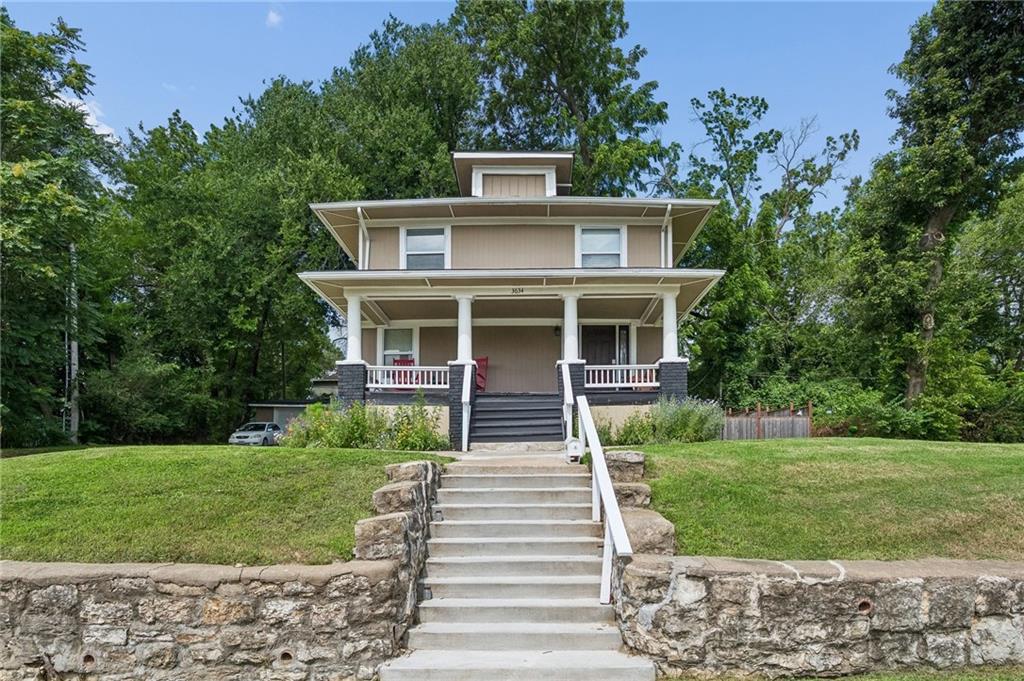 Listing Photo MLS #HMS2607447